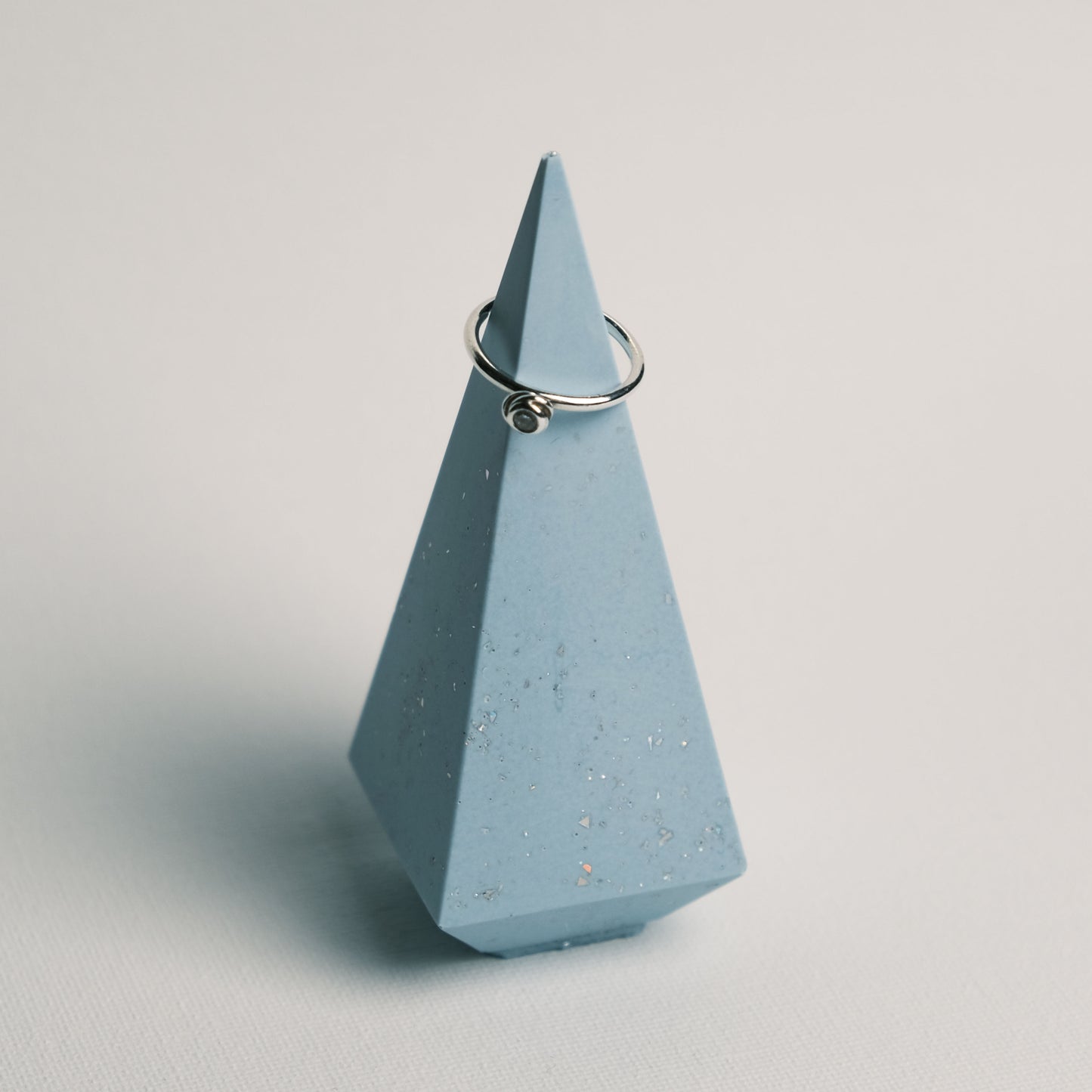Jesmonite Pyramid Ring Holders