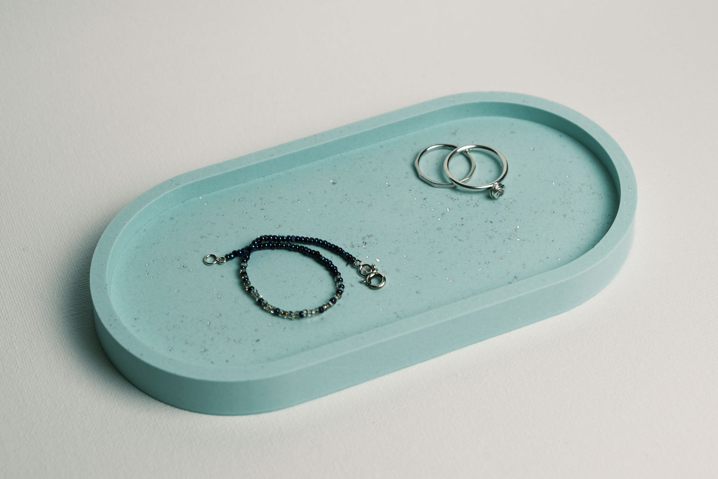 Jesmonite Oval Jewellery Tray