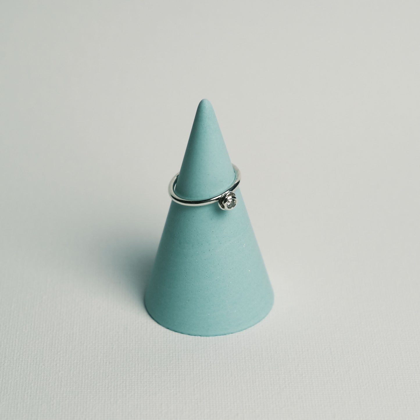 Jesmonite Round Ring Holders